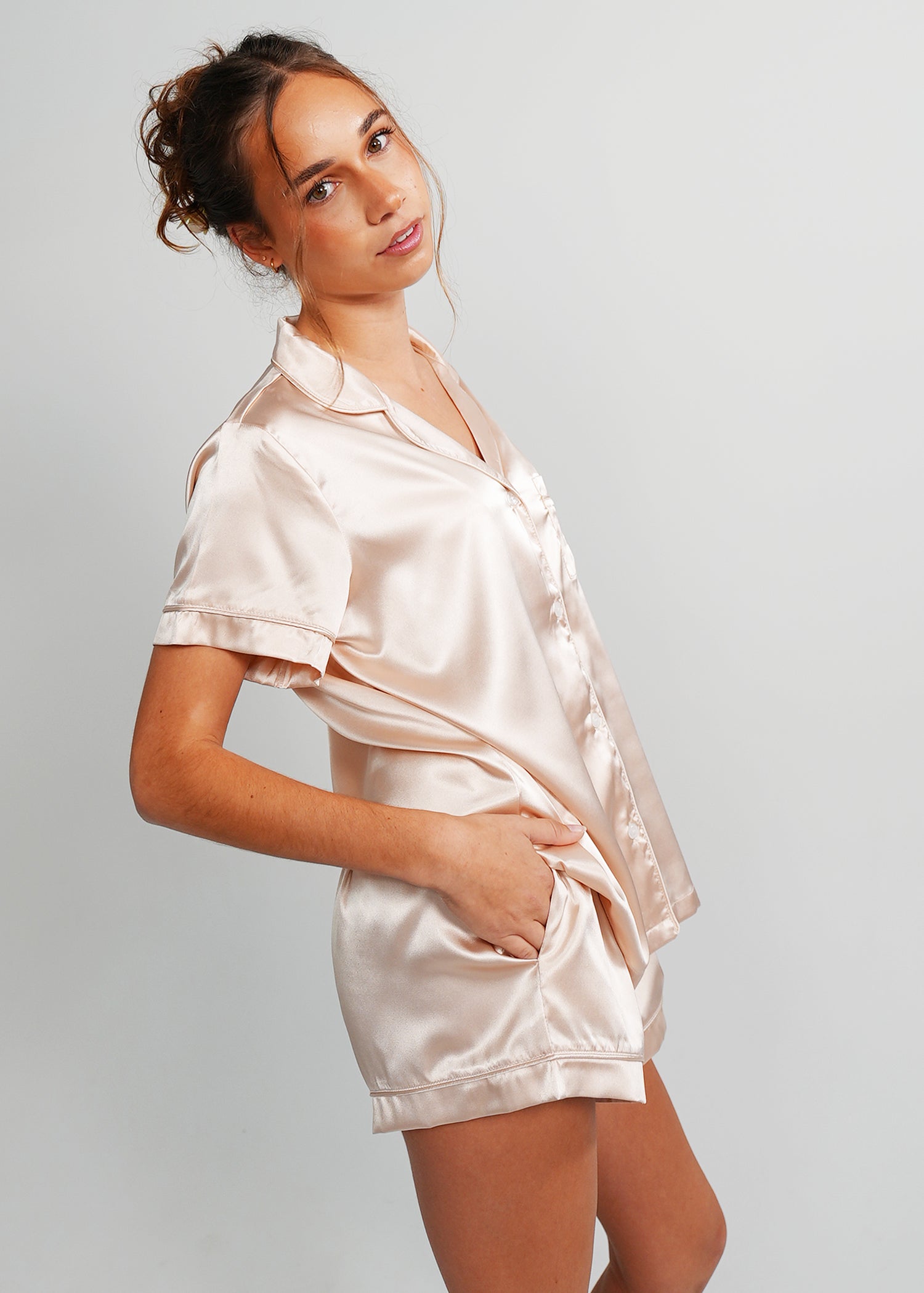 Night Sweet Thing Womens Almond Latte Satin Short Pajama Set